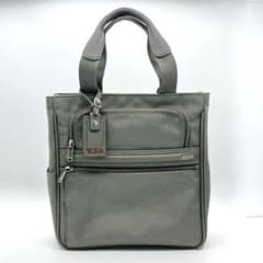 【専用】TUMI トートバッグ シルバーグレー 軽量 自立 大容量 ビジネス 専用】TUMI トートバッグ シルバーグレー 軽量 自立 大容量 ビジネス
