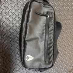 VOLCOM ボルコム ボディバッグ ウエストポーチ ブラックのサムネイル