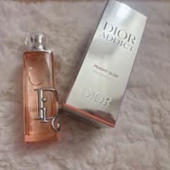 Dior Addict Peachy Glow Eau de Parfum - メルカリ
