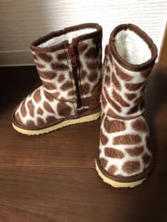 ムートンブーツ kids 14 〜14.5cm ほぼ新品のサムネイル