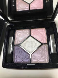 Diorアイシャドウ（ケース付き）のサムネイル