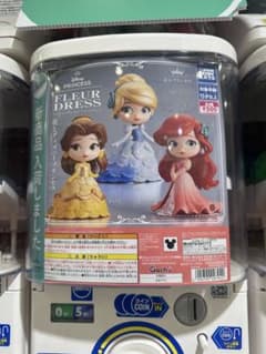 FLEUR DRESS ディズニープリンセス フィギュアのサムネイル