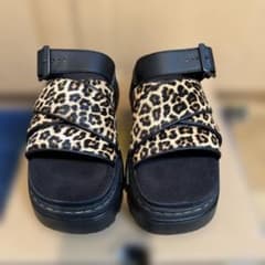 どらまる 最安値 Dr. Martens ハラコ厚底サンダル 25センチ どらまる様専用 最安値 Dr. Martens ハラコ厚底サンダル 25センチ