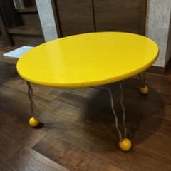 レア品✨️テーブル 机 ちゃぶ台 円卓 飾り台 丸型 黄色 ポップ 昭和レトロ レア品✨️テーブル 机 ちゃぶ台 円卓 飾り台 丸型 黄色 ポップ 昭和