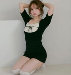 ANDMARY Mew frill tops blackのサムネイル