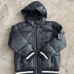 GapKids フード付き黒ダウンジャケット 160cmのサムネイル