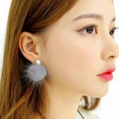 今が買い‼最安値に挑戦❗ふわふわピアスのサムネイル