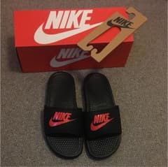 トムソーヤ様専用 NIKE ナイキ ベナッシ 26cmのサムネイル