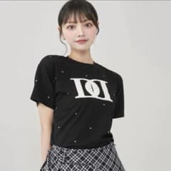 Darich キルティングアップリケビジューTシャツ ブラック - メルカリ