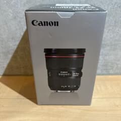 Canon EF 24-70mm f/2.8L II USMのサムネイル