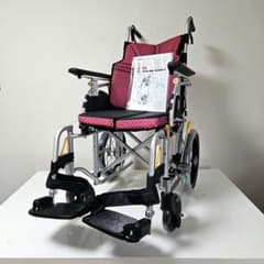日進医療器 介助用 多機能 超軽量 ノーパンクタイヤ 車椅子 NAH-U7