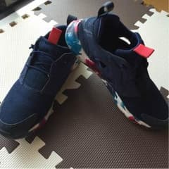ポンプフューリー ライトのサムネイル