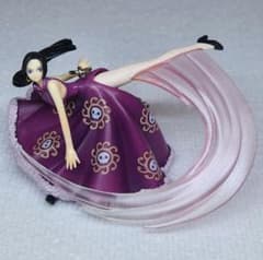 ワンピース ボア・ハンコック フィギュアキーホルダー バンダイ 2011 公式のサムネイル