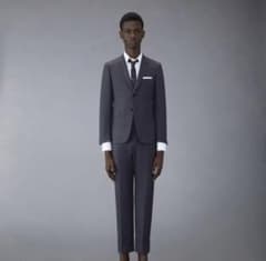 THOM BROWNE チャコールグレー セットアップ スーツ - メルカリ
