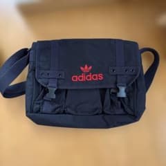 adidasショルダーのサムネイル