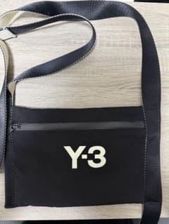 Y-3 サコッシュ ブラックのサムネイル