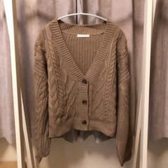 SPINNS ニットカーディガンのサムネイル