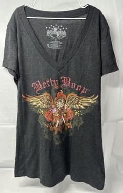 ベティちゃん　Mサイズ ユニバーサル・スタジオ　VネックTシャツのサムネイル