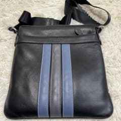 COACH ヴァーシティ　チャールズ サコッシュ レザー　ショルダーバッグ COACH ヴァーシティ チャールズ サコッシュ レザー ショルダーバッグ