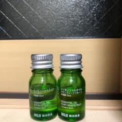 無印良品 エッセンシャルオイル 10ml ユーカリ ルビーグレープフルーツのサムネイル