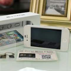 ✡iPhone 4s✡ 16g 本体 au 中古 simロック解除アダプタ付のサムネイル