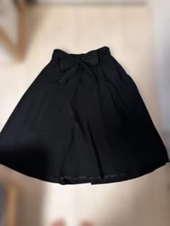 Rose Tiara リボン付き黒スカート 42