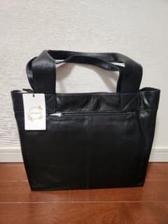 タグ付新品】【定価10,890円】ズッケロ ソフトカウレザー 軽量トート 