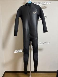 Fellow ウェットスーツ バックジップ ブラックのサムネイル