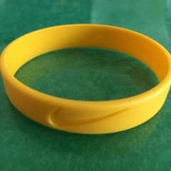 ナイキ リストバンド ゴム livestrong バンド バスケのサムネイル