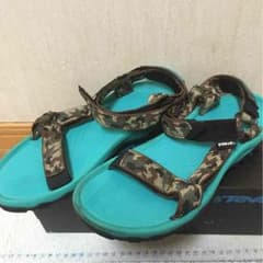 TOMMY✖️TEVA コラボ サンダルのサムネイル