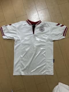 DBU ロゴ付き ホワイト Tシャツのサムネイル