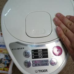 電気ポット美品  タイガーのサムネイル