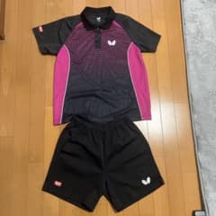 バタフライ　卓球ユニフォームのサムネイル