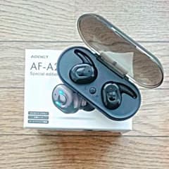 ADDICT ワイヤレスイヤホンのサムネイル