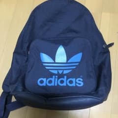 adidas リュックサックのサムネイル