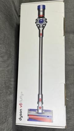 動作品☆Dyson V8 Fluffy+☆スティッククリーナー バッテリー新品