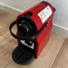 ネスプレッソ イニッシア C40 レッド コーヒーメーカー 動作品 - メルカリ