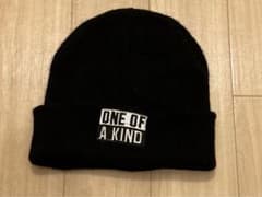 ONE OF A KIND ニット帽のサムネイル