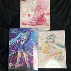 初音ミク フィギュア 3点まとめ売り 桜ミク ガンダム 眠れる森の美女