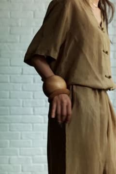 8uede CARAN WOOD CUFF - L - メルカリ