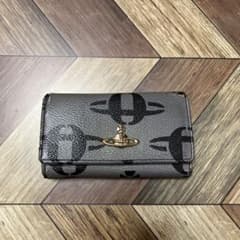 Vivienne Westwood キーケース 4連 レザー グレー ブラック Vivienne Westwood（ヴィヴィアンウエストウッド） キーケース 4連