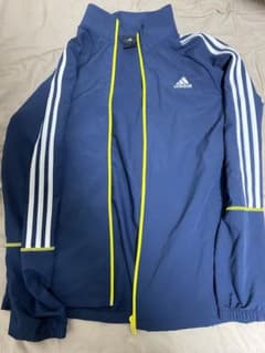 adidas ウィンドブレーカーのサムネイル