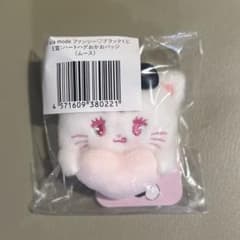 lil ala mode ファンシーブラックくじ E賞 ハートハグおかおバッジのサムネイル