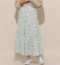 アプレジュール  スカート ロングのサムネイル