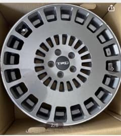 トヨタTRD1本のサムネイル