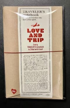 トラベラーズノート レギュラーサイズ LOVE AND TRIP レッド 限定のサムネイル