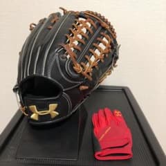アンダーアーマー 硬式外野手グローブと守備用手袋のセットのサムネイル