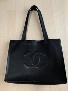 GWsale!! CHANEL キャビアスキンレザー トートバッグ CCマーク GWsale!! CHANEL キャビアスキンレザー トートバッグ CCマーク - メルカリ