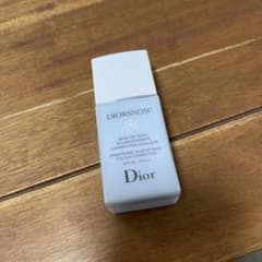 ディオール スノー メイクアップ ベース UV35 SPF35／PA+++ ブ…のサムネイル