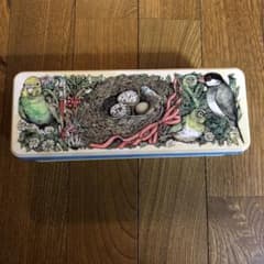 ヒグチユウコ× ホルベイン 角缶 お道具箱 2016 鳥の巣 - メルカリ